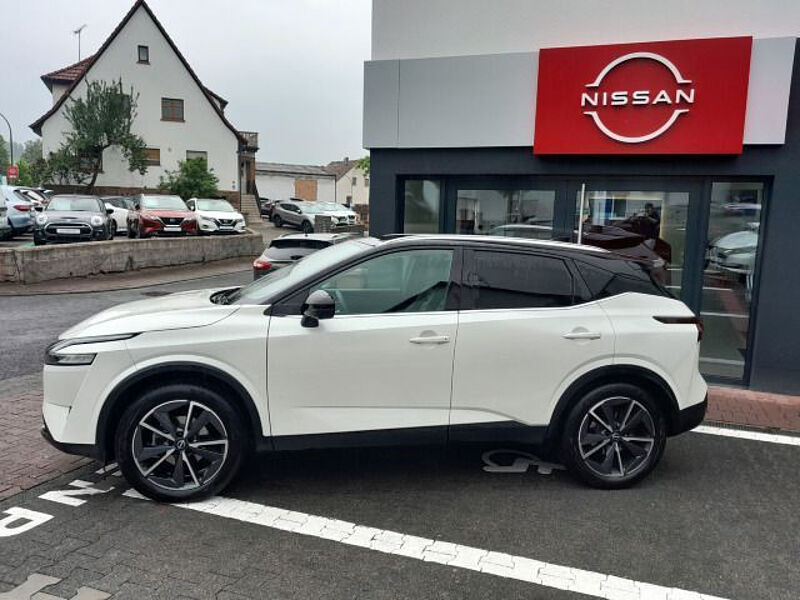 Nissan Qashqai Tekna+ 4x4°ALLRAD°PANO°PROPILOT°360°KAM