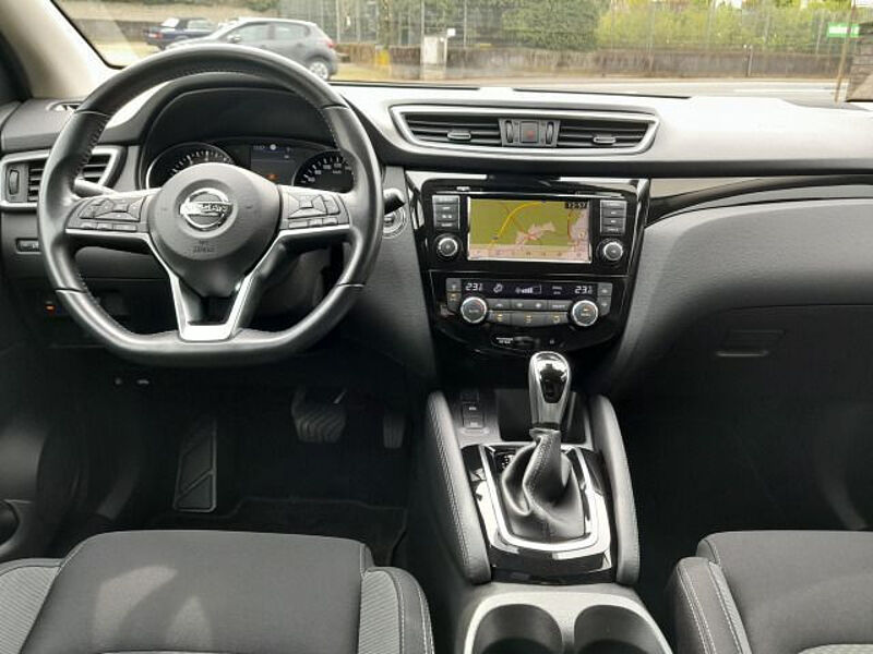 Nissan Qashqai N-Connecta°AUTO°PANO°NAVI°360°KAM°3.33%