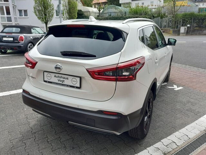 Nissan Qashqai N-Connecta°AUTO°PANO°NAVI°360°KAM°3.33%