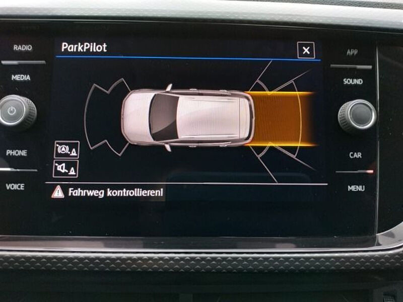 Volkswagen T-Cross Life°AUTOM°KLIMAAUT°ALU°TOTWINKEL°SITZH°