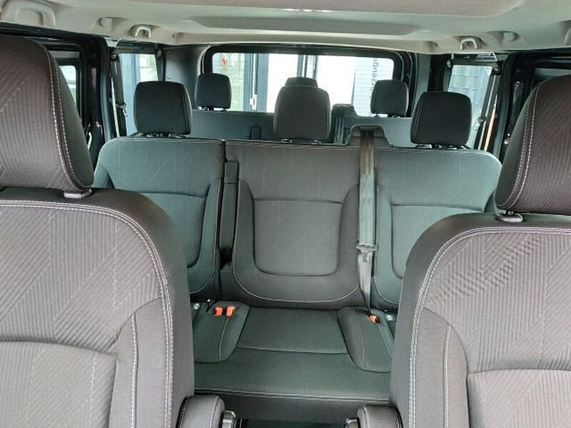 Nissan Primastar Kombi L1H1 2,8t Tekna°AUT°8-SITZ°KAMER