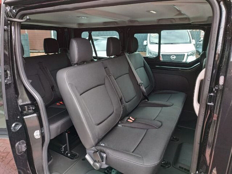 Nissan Primastar Kombi L1H1 2,8t Tekna°AUT°8-SITZ°KAMER