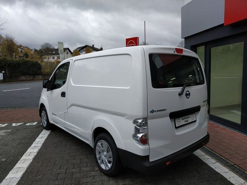 Nissan NV200 /Evalia e-Kasten Premium°Winterpaket°NAVI°