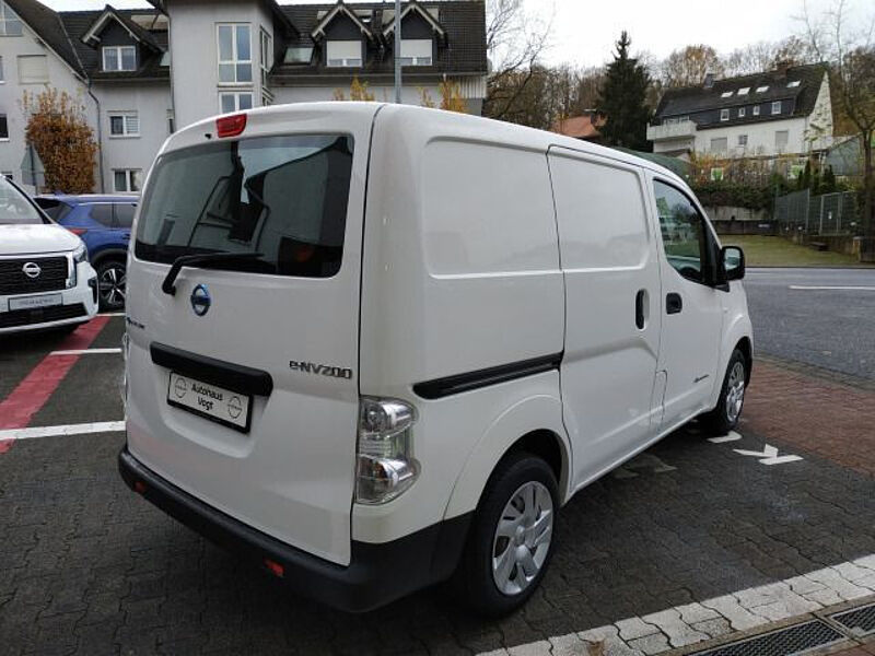 Nissan NV200 /Evalia e-Kasten Premium°Winterpaket°NAVI°