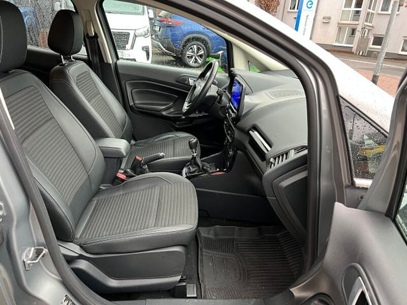 Ford EcoSport Titanium°KAMERA°KEYLESS°SH°NAVI°DAB°ALU