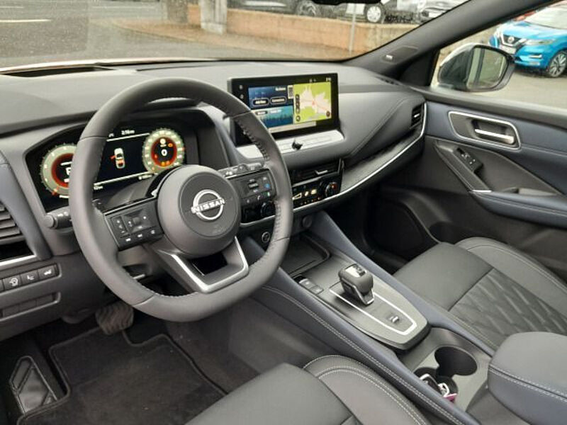 Nissan Qashqai Tekna+ AUT. BOSE 8.265 ¤ Preisvorteil !!