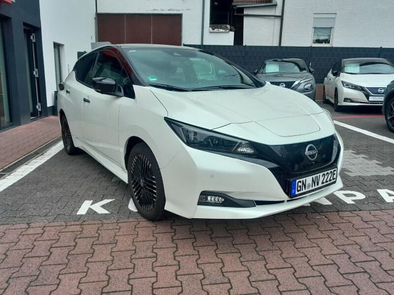 Nissan Leaf N-Connecta*150PS*NAVI*360°KAMERA*SITZH*KEY*